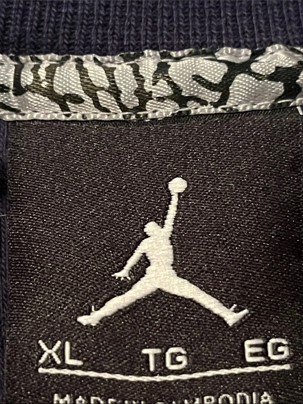 Jordan crewneck deep